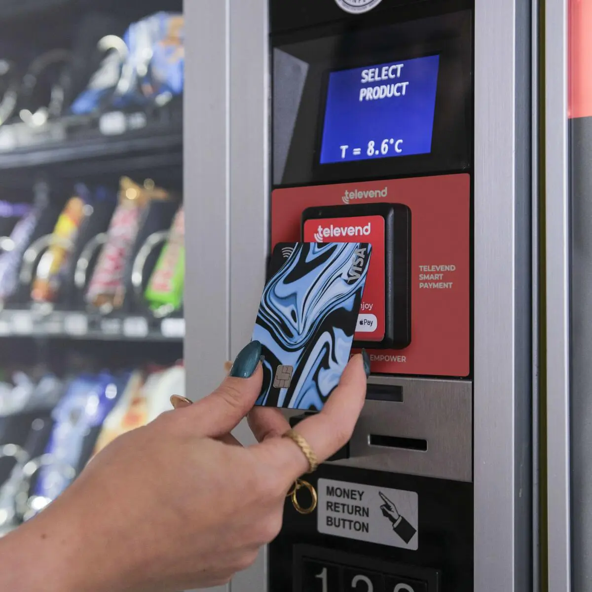 Illustrative example of cashless vending machine