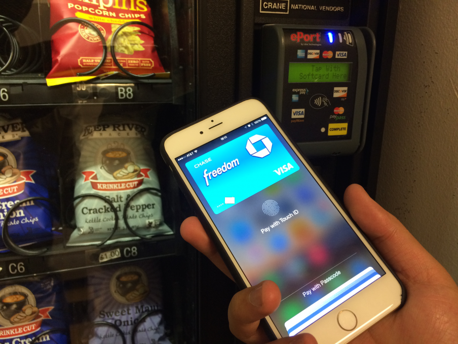 Illustrative example of do vending machines take apple pay