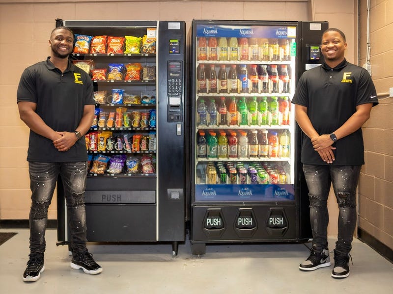 Illustrative example of owning vending machines