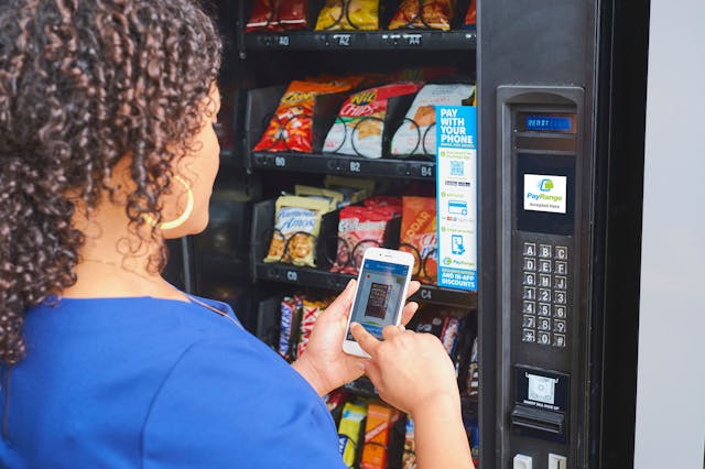 Illustrative example of payrange vending machine