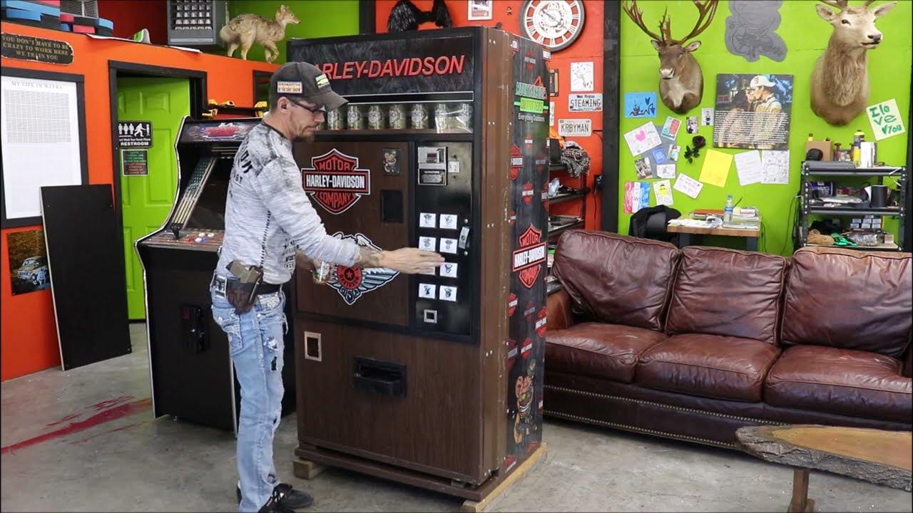 Illustrative example of vending machine gun safe