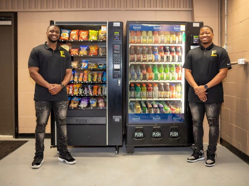 Illustrative example of vending machine passive income